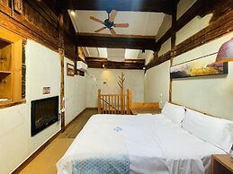 Jia Kedi Ancient House Cultural Homestay