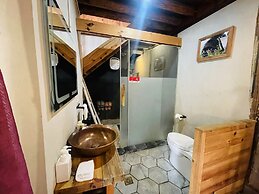 Jia Kedi Ancient House Cultural Homestay