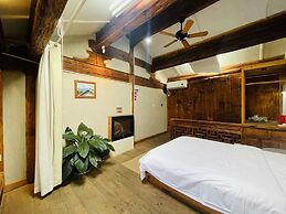 Jia Kedi Ancient House Cultural Homestay