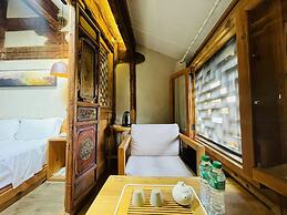 Jia Kedi Ancient House Cultural Homestay