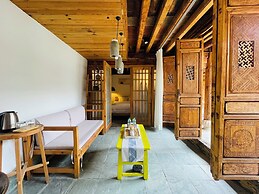 Jia Kedi Ancient House Cultural Homestay