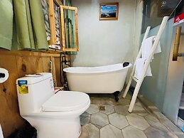 Jia Kedi Ancient House Cultural Homestay