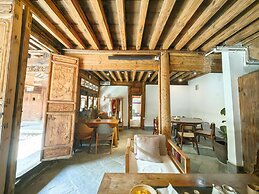 Jia Kedi Ancient House Cultural Homestay
