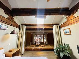 Jia Kedi Ancient House Cultural Homestay