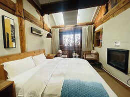 Jia Kedi Ancient House Cultural Homestay