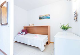 Apartment in Empuriabrava With Canal Views