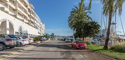 Apartment in Empuriabrava With Canal Views