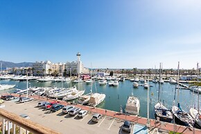 Apartment in Empuriabrava With Canal Views