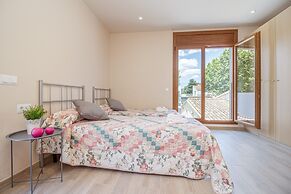 Villa in Empuriabrava With Pool & Boat Mooring