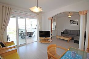 Apartment in Empuriabrava With Lake Views
