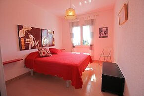 Apartment in Empuriabrava With Lake Views