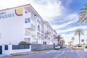 Apartment in Empuriabrava Near Sandy Beach