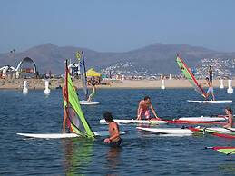 Apartment in Empuriabrava Near Sandy Beach