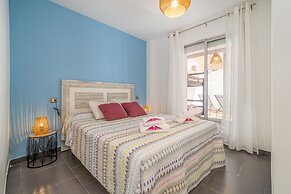 Apartment in Empuriabrava Near Sandy Beach