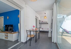 Apartment in Empuriabrava Near Sandy Beach