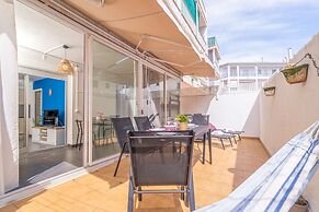 Apartment in Empuriabrava Near Sandy Beach