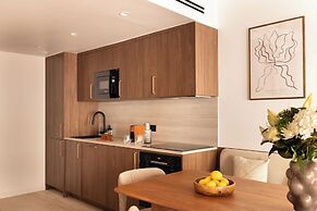Chic A/C Central apt - 2bdr/6p - Faubourg s/ Denis