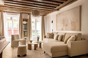 Chic A/C Central apt - 2bdr/6p - Faubourg s/ Denis