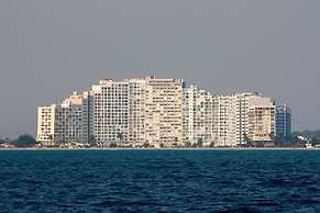 Studio in Empuriabrava With Ocean Views