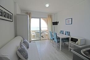 Studio in Empuriabrava With Ocean Views