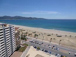 Studio in Empuriabrava With Ocean Views