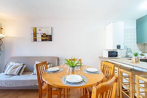 Empuriabrava Apartment With Pool, Parking