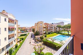 Empuriabrava Apartment With Pool, Parking