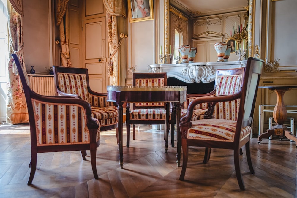 Countryside Castle With Concierge Luxury