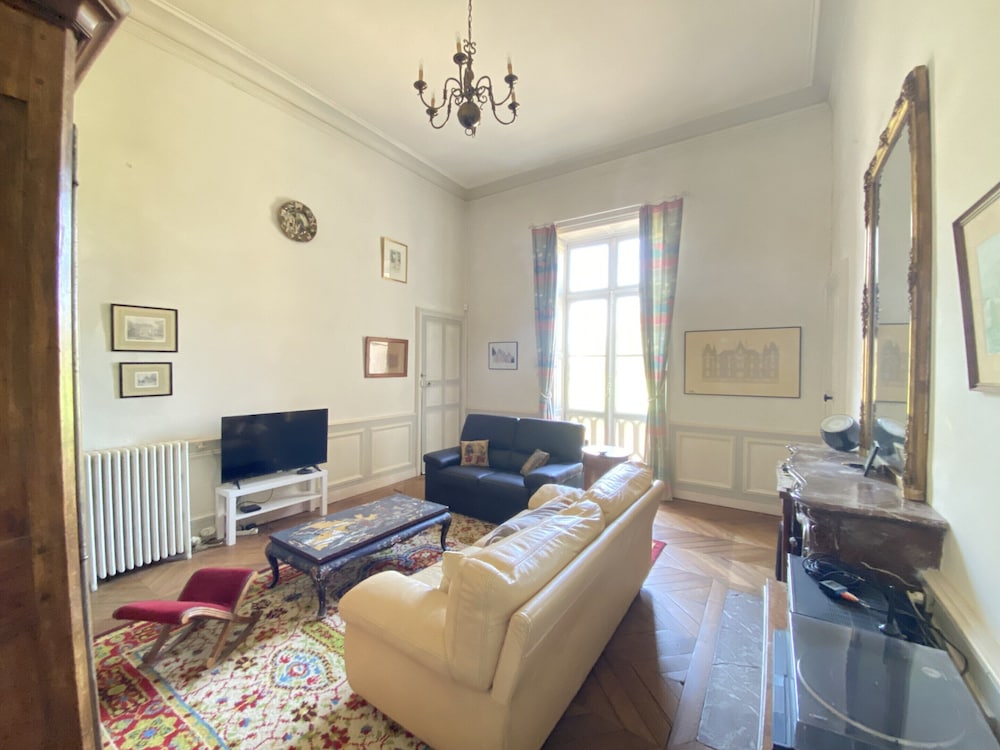 Countryside Castle With Concierge Luxury