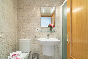 Apartment in Empuriabrava Near Sandy Beach