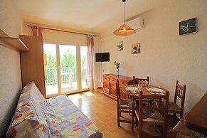 Studio in Empuriabrava Near Sandy Beach