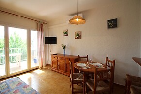 Studio in Empuriabrava Near Sandy Beach