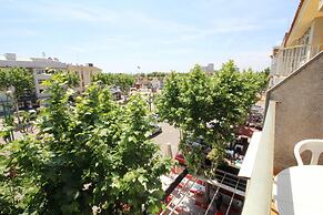 Studio in Empuriabrava Near Sandy Beach