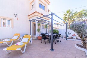 Villa in Empuriabrava With Private Pool