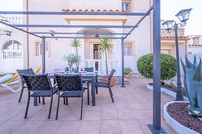 Villa in Empuriabrava With Private Pool