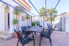 Villa in Empuriabrava With Private Pool