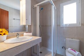 Villa in Empuriabrava With Private Pool