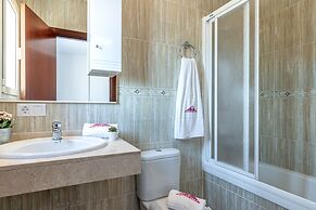 Villa in Empuriabrava With Private Pool