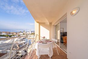 Apartment in Empuriabrava Near Sandy Beach