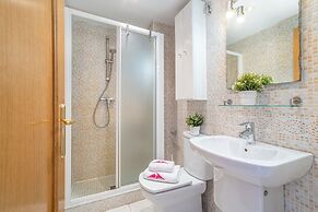 Apartment in Empuriabrava Near Sandy Beach