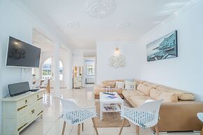 Villa in Empuriabrava With Private Mooring