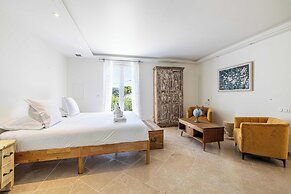 Exceptional Villa - AC- 6br-12p - Mougins