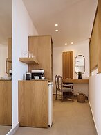 Orias Luxury Suites Kythnos