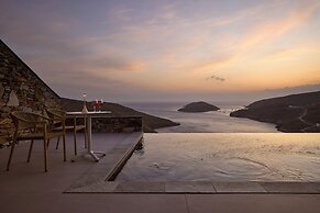Orias Luxury Suites Kythnos