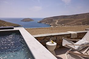 Orias Luxury Suites Kythnos
