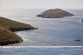 Orias Luxury Suites Kythnos