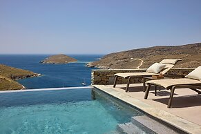 Orias Luxury Suites Kythnos