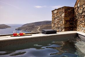 Orias Luxury Suites Kythnos