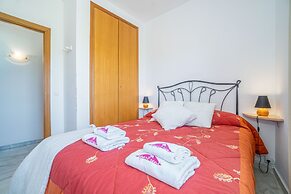 Sea & Mountain View Apartment