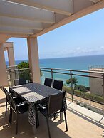 Luxurious Duplex Penthouse Facing the sea